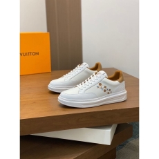 Louis Vuitton Low Shoes